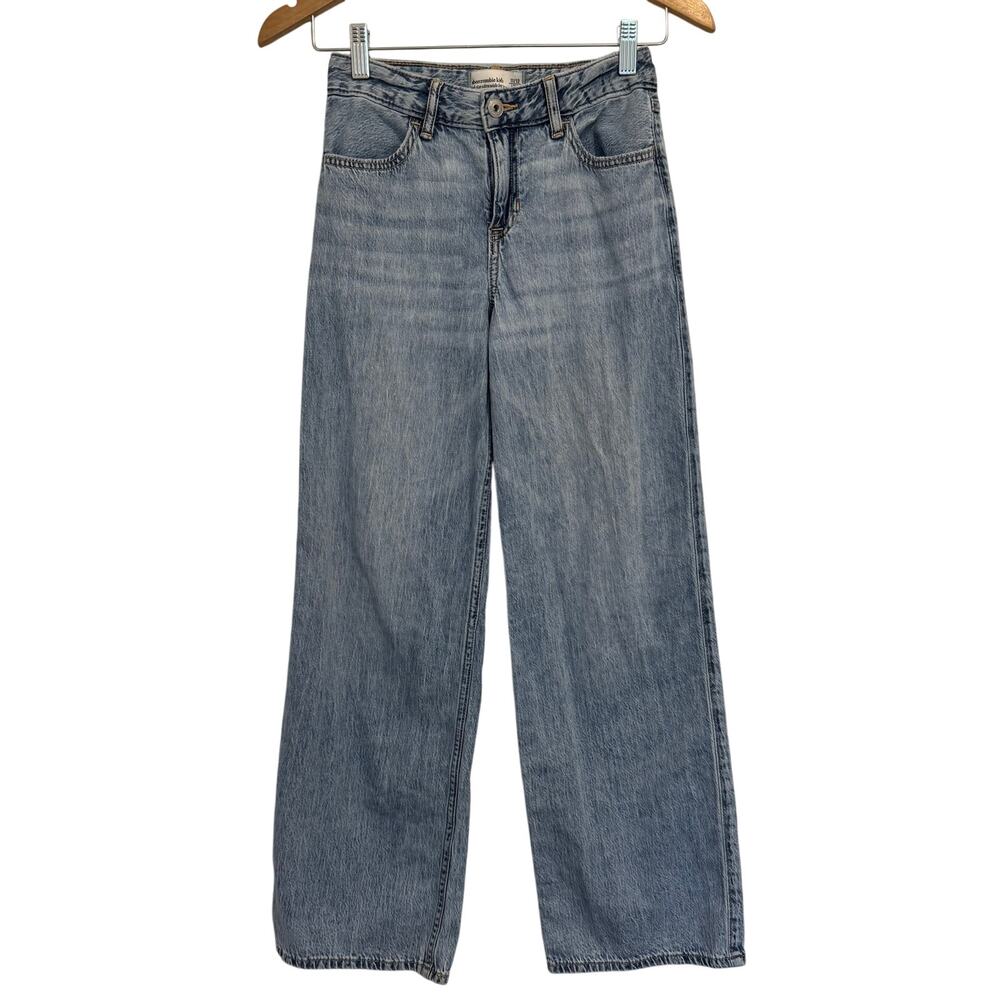 Abercrombie Kids 11/12 Long High Rise Ultra Wide Leg Light Wash Denim Jeans
